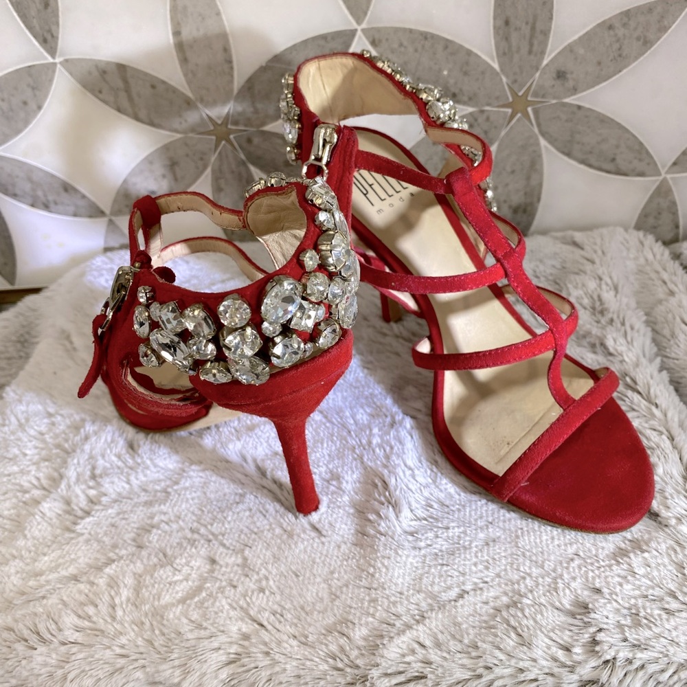 Pelle Moda Suede Rhinestones Sandals